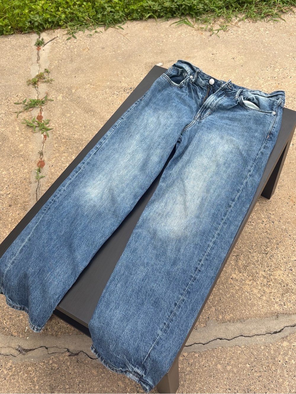 H&M Men's Light Blue Relaxed Straight Jeans